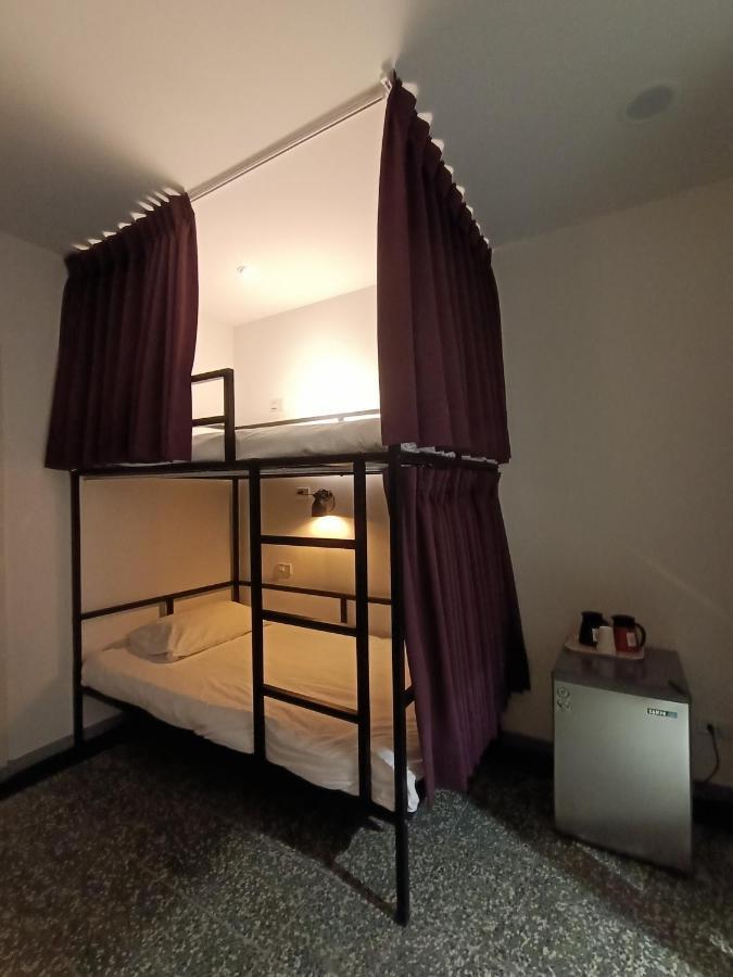 Swf淡水新五福旅館 Sinwufu Hotel Zewnętrze zdjęcie