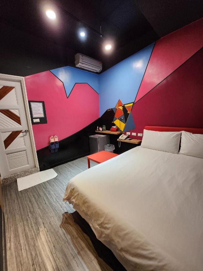 Swf淡水新五福旅館 Sinwufu Hotel Zewnętrze zdjęcie