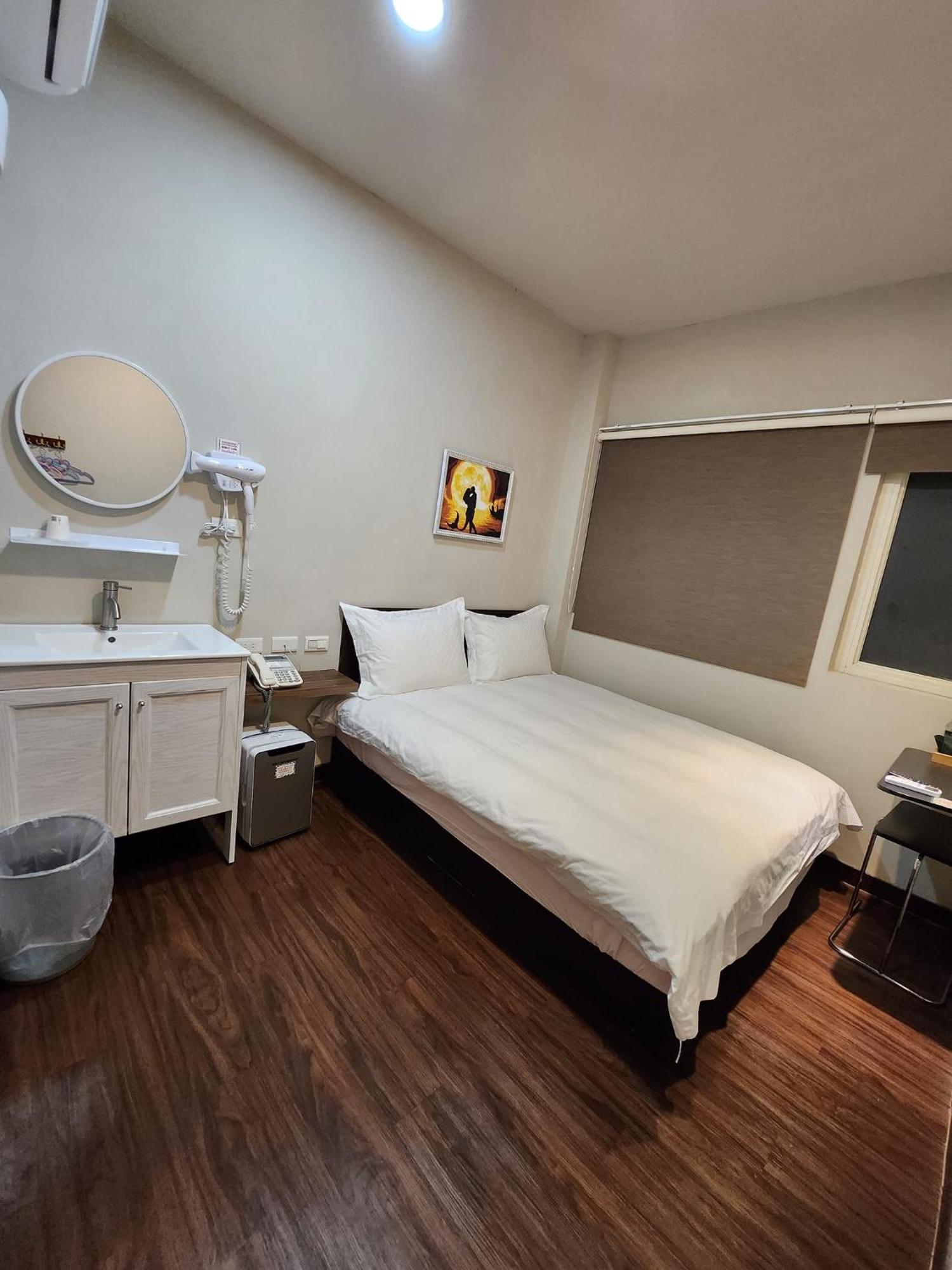 Swf淡水新五福旅館 Sinwufu Hotel Zewnętrze zdjęcie